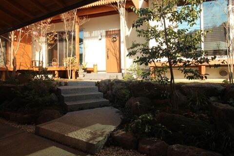 niwa2005.jpg