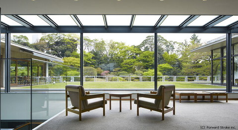 slide_02lobby_c.jpg