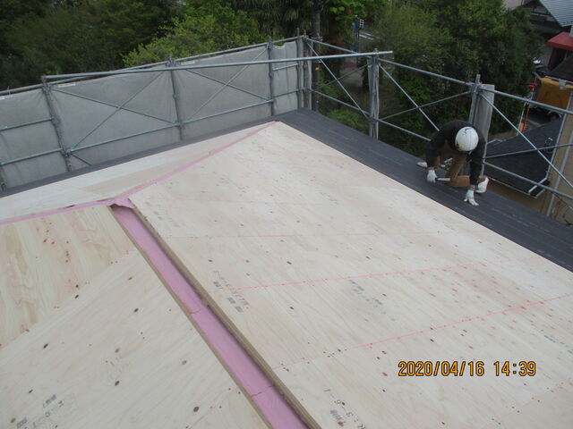 200416-2.jpg