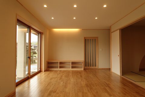 MBY170422-1s.jpg